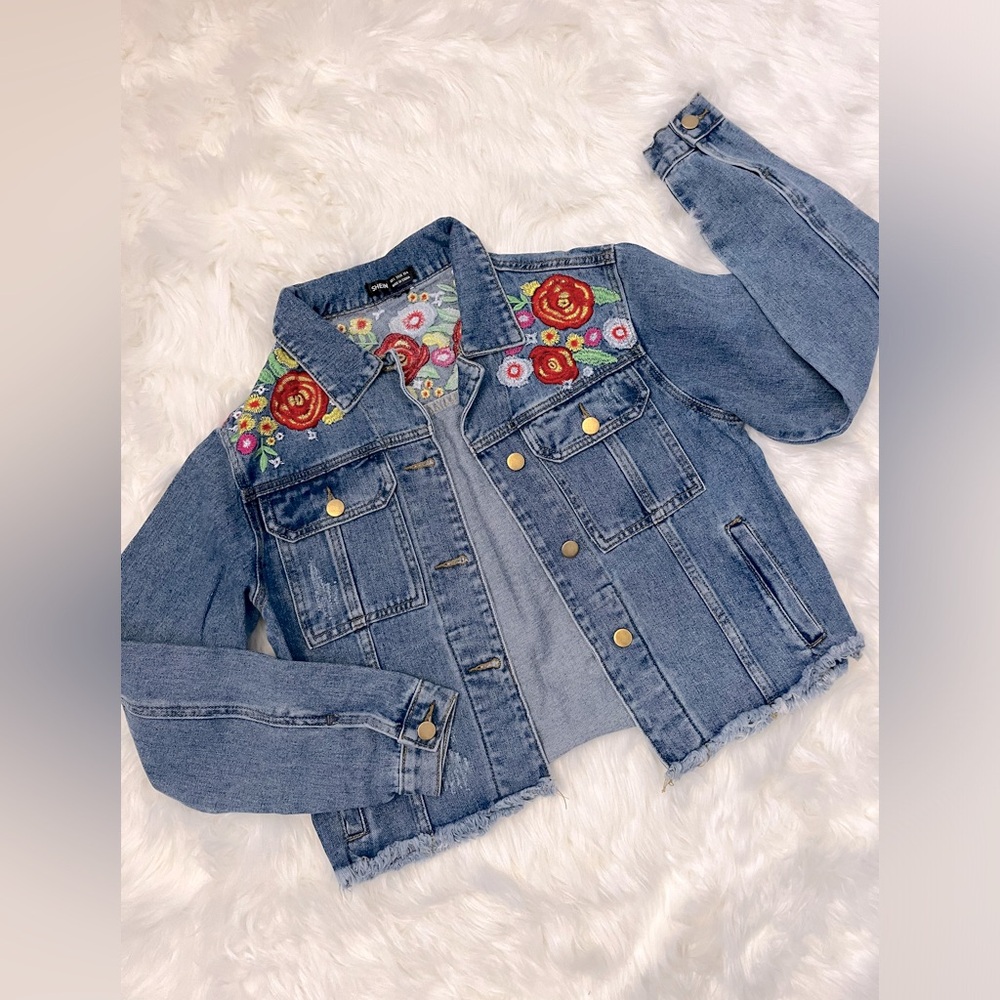 SHEIN small embroided denim jacket